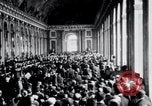 Standbild Paris Peace Conference Versailles Frankreich, 1919, aus Sekunde 24 historischem Filmmaterial Videoclip 65675029029