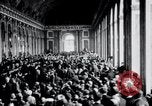 Standbild Paris Peace Conference Versailles Frankreich, 1919, aus Sekunde 30 historischem Filmmaterial Videoclip 65675029029