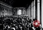 Standbild Paris Peace Conference Versailles Frankreich, 1919, aus Sekunde 35 historischem Filmmaterial Videoclip 65675029029