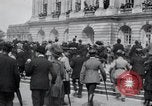 Immagine di Grande folla Versailles FRANCIA, 1919, secondo 16 filmato di repertorio 65675029030