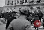 Immagine di Grande folla Versailles FRANCIA, 1919, secondo 22 filmato di repertorio 65675029030