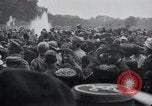 Immagine di Dignitari lasciare Versailles FRANCIA, 1919, secondo 10 filmato di repertorio 65675029032