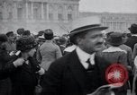 Immagine di Dignitari lasciare Versailles FRANCIA, 1919, secondo 40 filmato di repertorio 65675029032