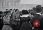 Immagine di Dignitari lasciare Versailles FRANCIA, 1919, secondo 42 filmato di repertorio 65675029032