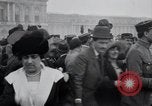 Immagine di Dignitari lasciare Versailles FRANCIA, 1919, secondo 44 filmato di repertorio 65675029032