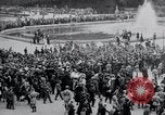 Immagine di Dignitari lasciare Versailles FRANCIA, 1919, secondo 46 filmato di repertorio 65675029032