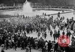 Immagine di Dignitari lasciare Versailles FRANCIA, 1919, secondo 57 filmato di repertorio 65675029032