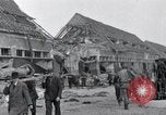 Standbild Leichen von Gefangenen Nordhausen Deutschland, 1945, aus Sekunde 7 historischem Filmmaterial Videoclip 65675029042