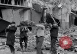 Standbild Leichen von Gefangenen Nordhausen Deutschland, 1945, aus Sekunde 18 historischem Filmmaterial Videoclip 65675029042