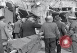 Standbild Leichen von Gefangenen Nordhausen Deutschland, 1945, aus Sekunde 53 historischem Filmmaterial Videoclip 65675029042