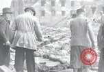 Standbild Leichen von Gefangenen Nordhausen Deutschland, 1945, aus Sekunde 55 historischem Filmmaterial Videoclip 65675029042