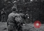 Image libéré des prisonniers américains Grasleben Allemagne, 1945, de la seconde 9 séquences d'archives historiques vidéo 65675029045
