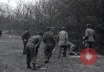 Image libéré des prisonniers américains Grasleben Allemagne, 1945, de la seconde 18 séquences d'archives historiques vidéo 65675029045
