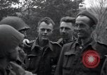Image libéré des prisonniers américains Grasleben Allemagne, 1945, de la seconde 56 séquences d'archives historiques vidéo 65675029045