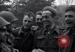Image libéré des prisonniers américains Grasleben Allemagne, 1945, de la seconde 60 séquences d'archives historiques vidéo 65675029045