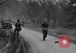 Immagine di Rilasciato americani prigionieri Grasleben Germania, 1945, secondo 19 filmato di repertorio 65675029046