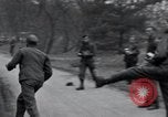 Immagine di Rilasciato americani prigionieri Grasleben Germania, 1945, secondo 21 filmato di repertorio 65675029046