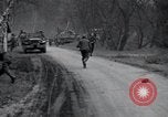 Immagine di Rilasciato americani prigionieri Grasleben Germania, 1945, secondo 25 filmato di repertorio 65675029046