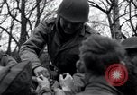 Immagine di Rilasciato americani prigionieri Grasleben Germania, 1945, secondo 56 filmato di repertorio 65675029046