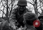 Immagine di Rilasciato americani prigionieri Grasleben Germania, 1945, secondo 59 filmato di repertorio 65675029046