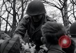 Immagine di Rilasciato americani prigionieri Grasleben Germania, 1945, secondo 61 filmato di repertorio 65675029046