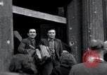 Immagine di Beni rubati Nordhausen Germania, 1945, secondo 22 filmato di repertorio 65675029047