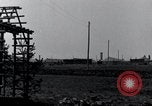 Standbild Exhumierungen von Leichen Arnstadt Deutschland, 1945, aus Sekunde 57 historischem Filmmaterial Videoclip 65675029048