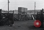 Immagine di Corpi esumato Arnstadt Germania, 1945, secondo 7 filmato di repertorio 65675029049
