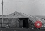 Immagine di Corpi esumato Arnstadt Germania, 1945, secondo 25 filmato di repertorio 65675029049