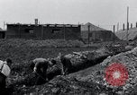 Image fosse Arnstadt Allemagne, 1945, de la seconde 32 séquences d'archives historiques vidéo 65675029051