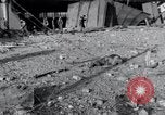 Image camp de concentration victimes Nordhausen Allemagne, 1945, de la seconde 30 séquences d'archives historiques vidéo 65675029052