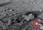Image camp de concentration victimes Nordhausen Allemagne, 1945, de la seconde 36 séquences d'archives historiques vidéo 65675029052