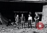 Image camp de concentration victimes Nordhausen Allemagne, 1945, de la seconde 42 séquences d'archives historiques vidéo 65675029052