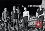 Image camp de concentration victimes Nordhausen Allemagne, 1945, de la seconde 44 séquences d'archives historiques vidéo 65675029052