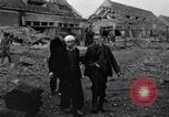 Immagine di Noi medici Nordhausen Germania, 1945, secondo 28 filmato di repertorio 65675029054