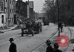 Standbild United States Army Konvoi Tambach Deutschland, 1945, aus Sekunde 4 historischem Filmmaterial Videoclip 65675029072