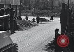 Standbild United States Army Konvoi Tambach Deutschland, 1945, aus Sekunde 55 historischem Filmmaterial Videoclip 65675029072