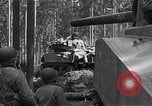 Standbild USA 87 Infanterie Division Tambach Deutschland, 1945, aus Sekunde 7 historischem Filmmaterial Videoclip 65675029073