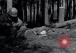Standbild USA 87 Infanterie Division Tambach Deutschland, 1945, aus Sekunde 41 historischem Filmmaterial Videoclip 65675029073