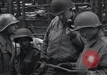 Standbild USA 87 Infanterie Division Tambach Deutschland, 1945, aus Sekunde 56 historischem Filmmaterial Videoclip 65675029073
