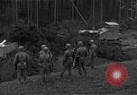 Standbild Bulldozer Osterode Deutschland, 1945, aus Sekunde 31 historischem Filmmaterial Videoclip 65675029074
