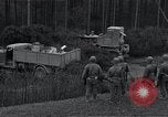 Standbild Bulldozer Osterode Deutschland, 1945, aus Sekunde 38 historischem Filmmaterial Videoclip 65675029074