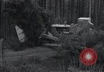 Standbild Bulldozer Osterode Deutschland, 1945, aus Sekunde 55 historischem Filmmaterial Videoclip 65675029074