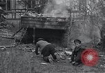 Standbild zerstörten M-4 Tank Osterode Deutschland, 1945, aus Sekunde 3 historischem Filmmaterial Videoclip 65675029075