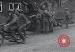 Standbild zerstörten M-4 Tank Osterode Deutschland, 1945, aus Sekunde 27 historischem Filmmaterial Videoclip 65675029075