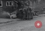 Standbild zerstörten M-4 Tank Osterode Deutschland, 1945, aus Sekunde 28 historischem Filmmaterial Videoclip 65675029075