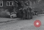 Standbild zerstörten M-4 Tank Osterode Deutschland, 1945, aus Sekunde 29 historischem Filmmaterial Videoclip 65675029075