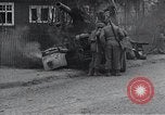 Standbild zerstörten M-4 Tank Osterode Deutschland, 1945, aus Sekunde 30 historischem Filmmaterial Videoclip 65675029075