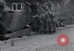Standbild zerstörten M-4 Tank Osterode Deutschland, 1945, aus Sekunde 31 historischem Filmmaterial Videoclip 65675029075