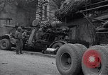 Standbild zerstörten M-4 Tank Osterode Deutschland, 1945, aus Sekunde 48 historischem Filmmaterial Videoclip 65675029075